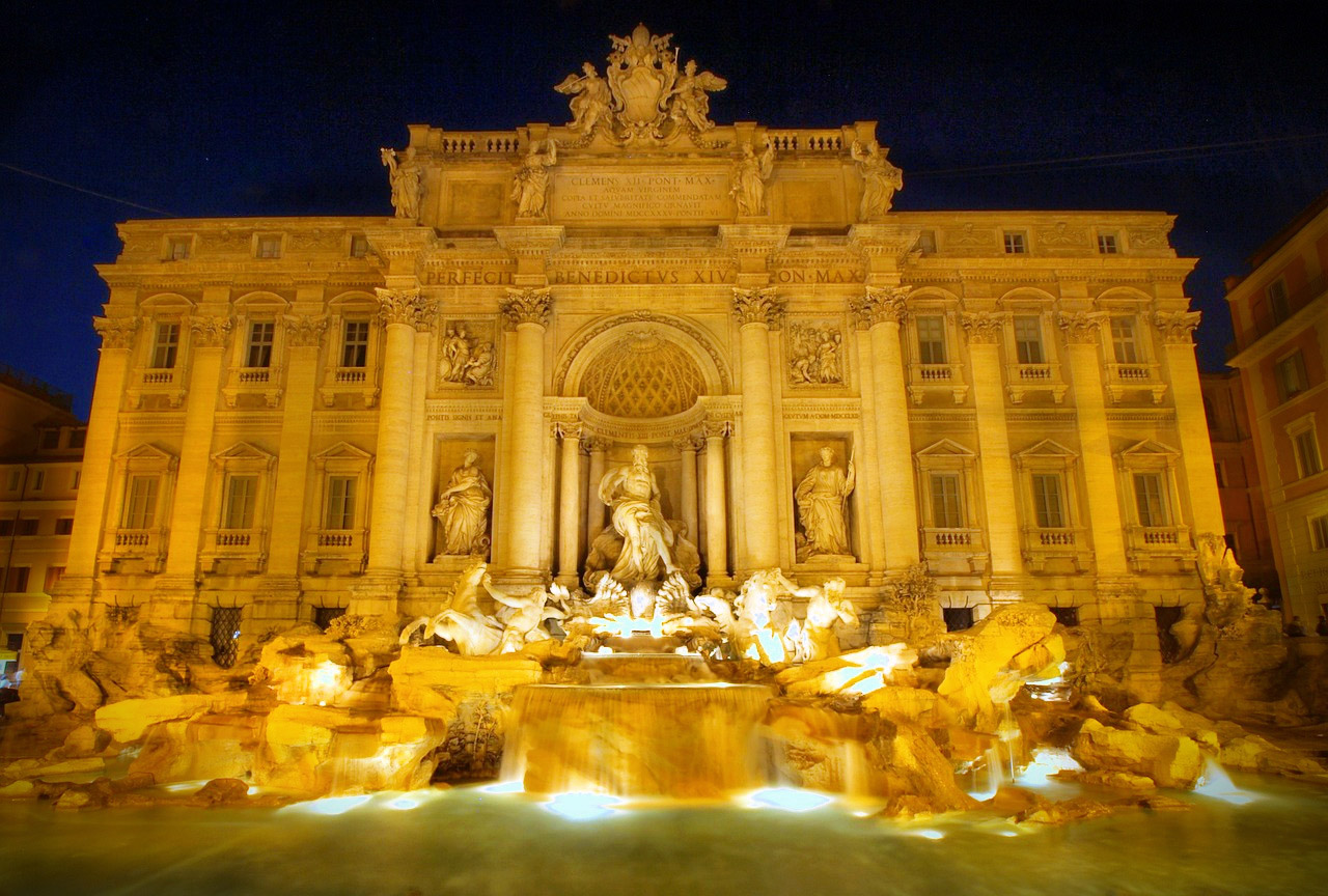 Rome Night Tours with Private Chauffeur Trevi Fountain at night