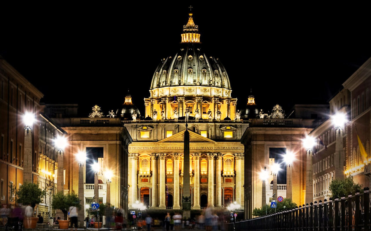 Rome at night Tours Saint Peter Basilica